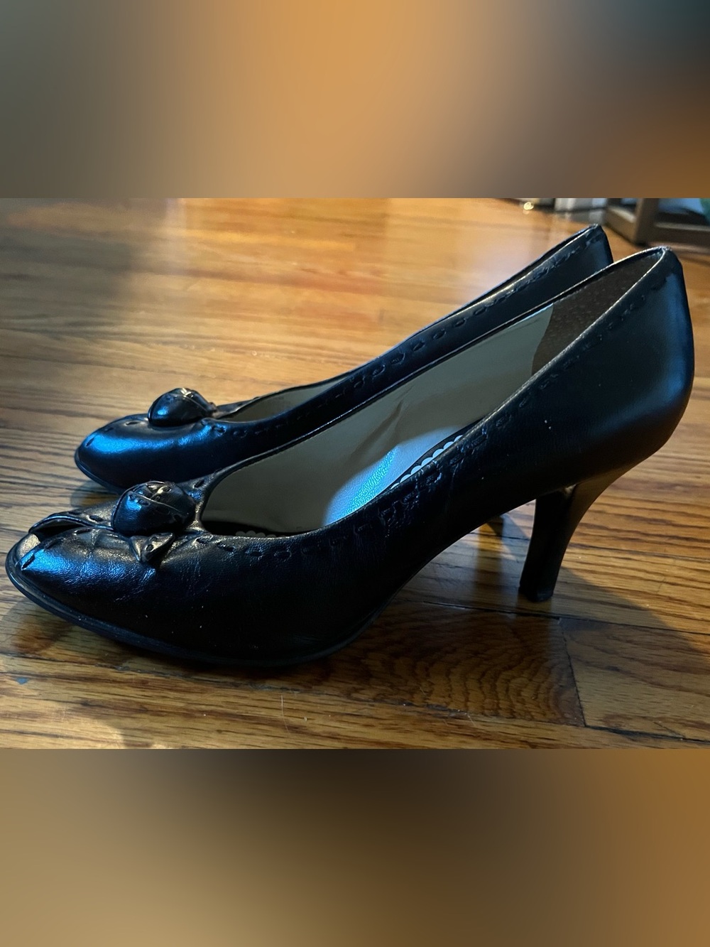 Franco Sarto Black Leather Mid Heel Pumps with Bow Accent